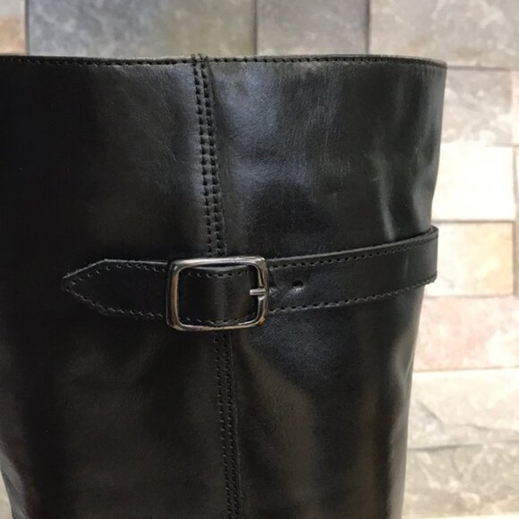 Italian Shoemakers Antonia Leather Boot - Picture 7 of 13